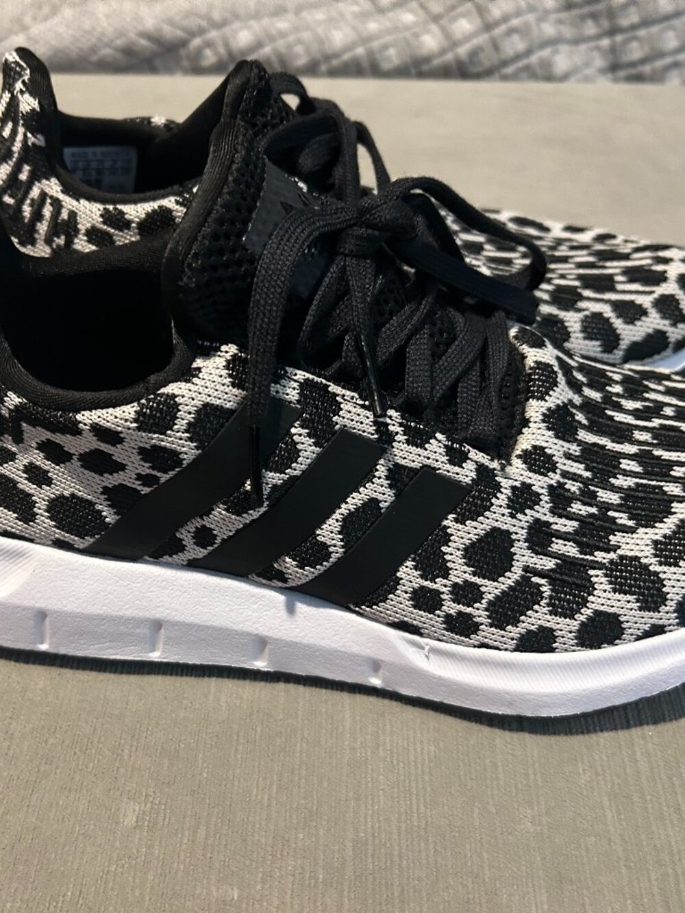 ADIDAS Swift Run 1.0 Leopard Print Shoes Black White Women Size 7
